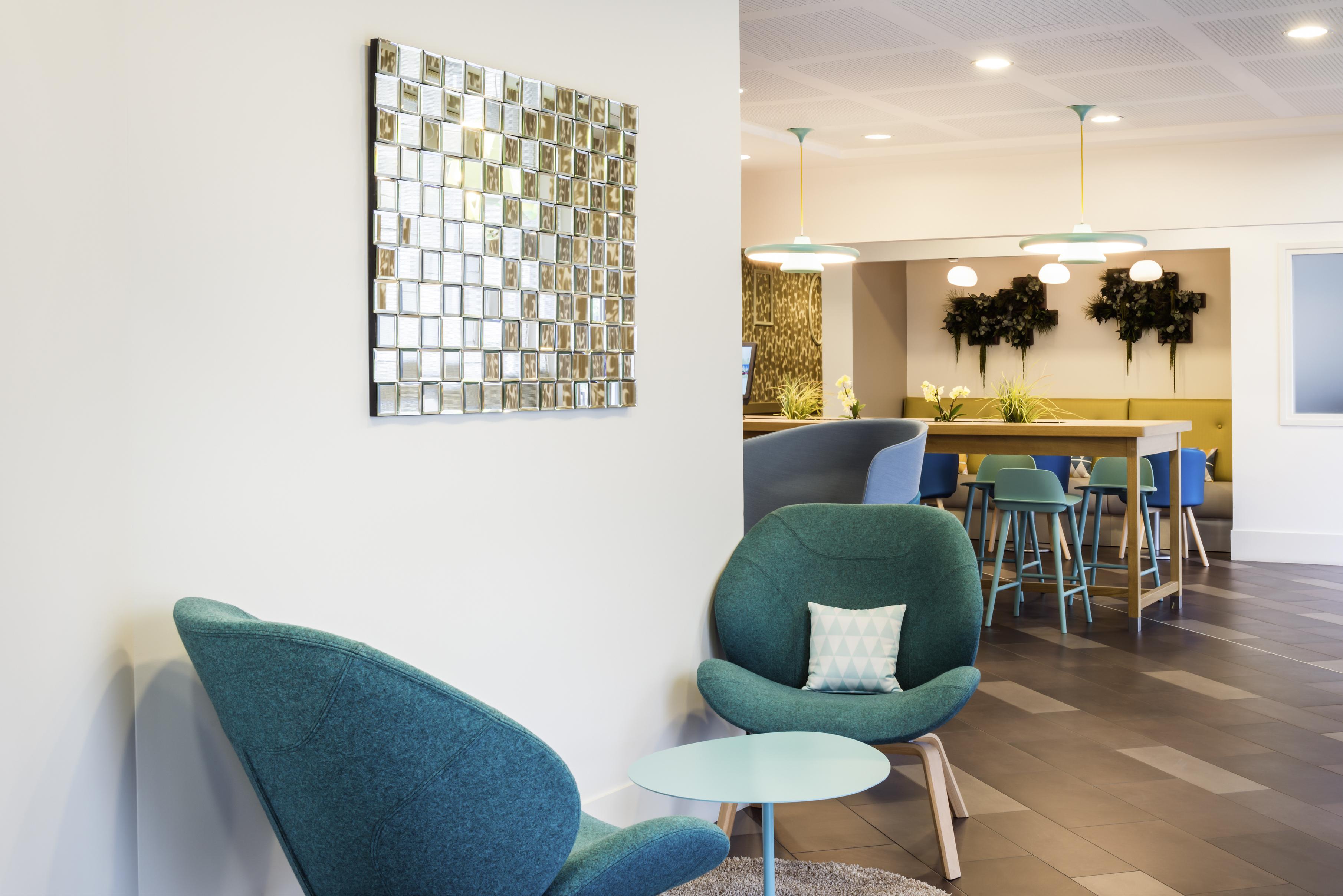 Aparthotel Adagio La Defense Курбевуа Экстерьер фото