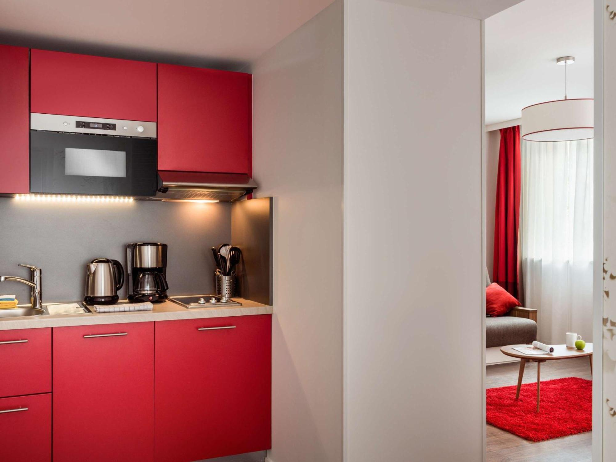 Aparthotel Adagio La Defense Курбевуа Экстерьер фото